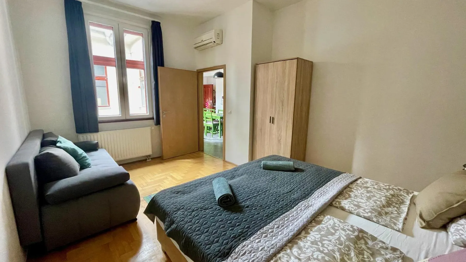Dobhouse16 #Downtown #Nightlife #Partyzone Apartment Budapest