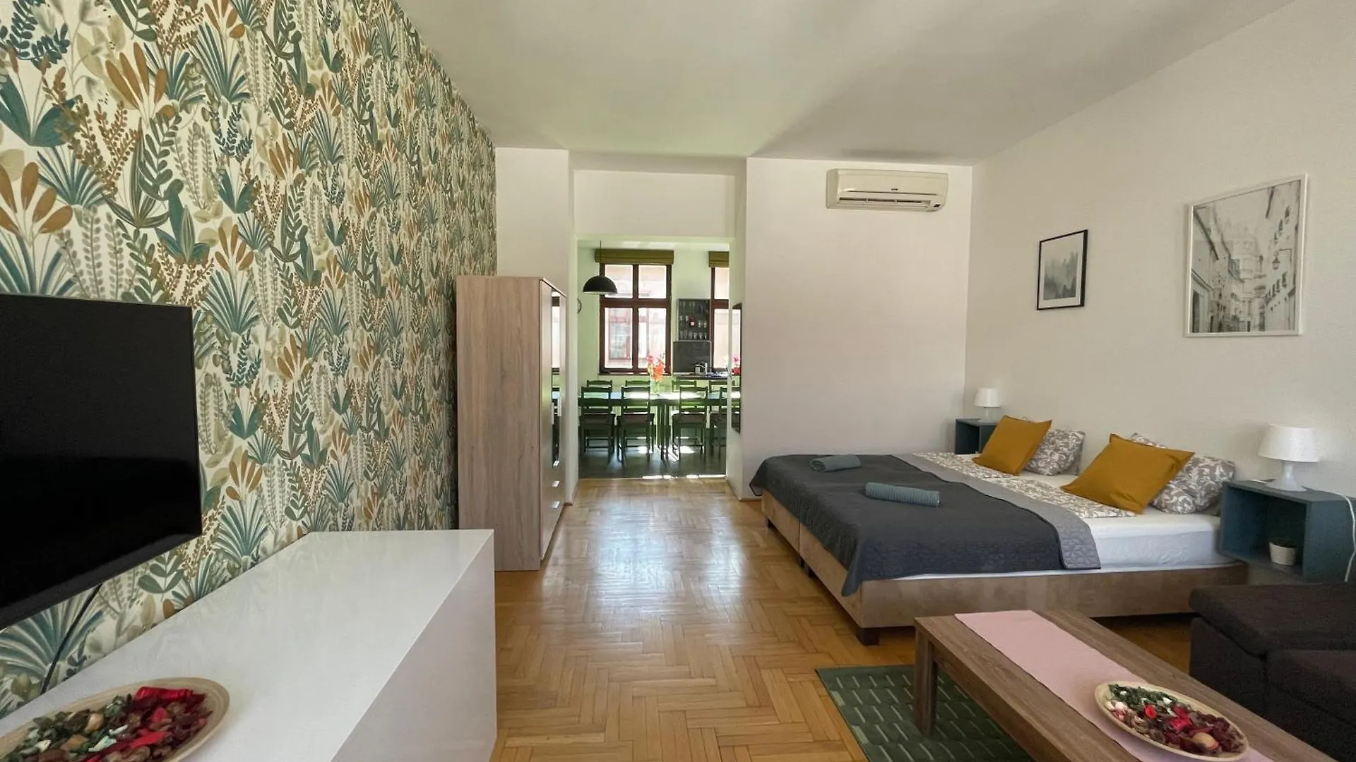 Dobhouse16 #Downtown #Nightlife #Partyzone Apartment Budapest Hungary